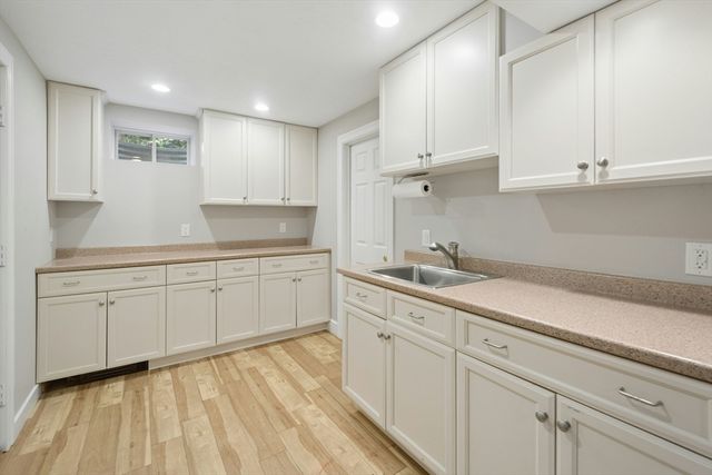 1 Munroe Road, Lexington, MA 02421