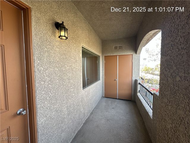 7701 West Robindale Road 202, Las Vegas, NV 89113