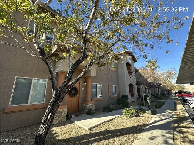 7701 West Robindale Road 202, Las Vegas, NV 89113
