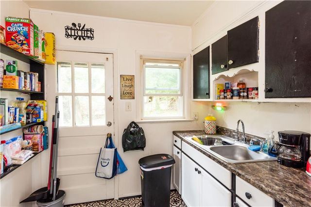 1483 Hawthorne Way, Atlanta, GA 30344