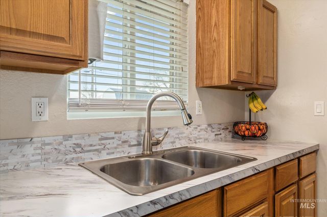 4009 W Normandie Dr, Boise, ID 83705