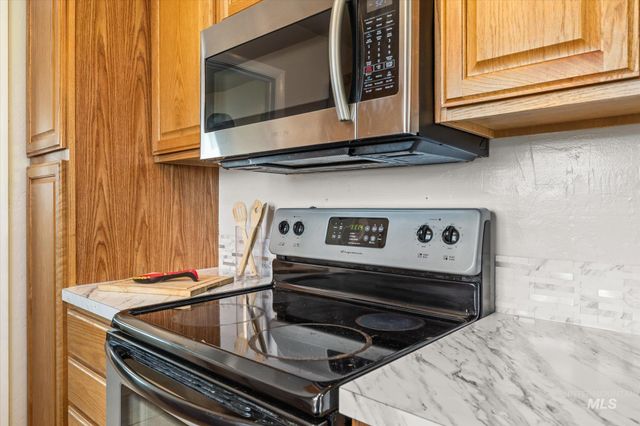 4009 W Normandie Dr, Boise, ID 83705