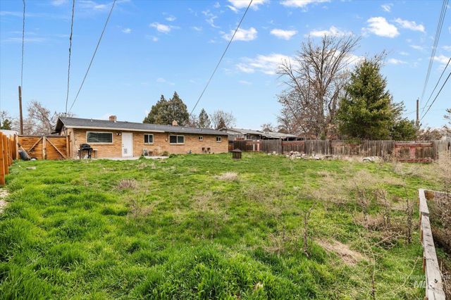 4009 W Normandie Dr, Boise, ID 83705