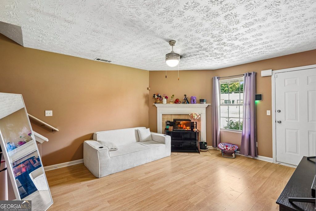 541 Melrose Drive, Forest Park, GA 30297 — photo 3