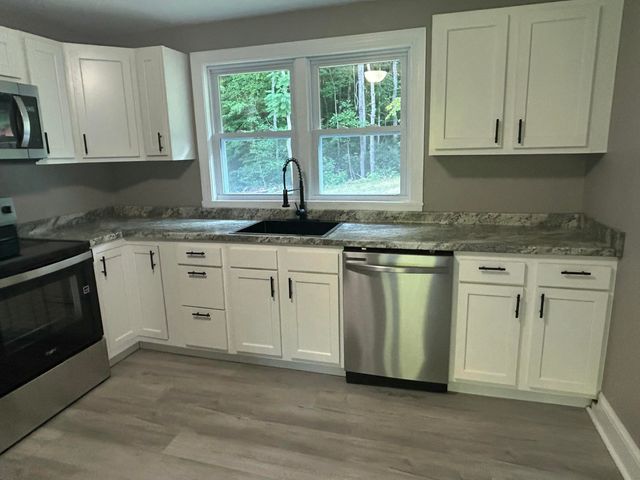4043 Henry RD, Henry, VA 24102