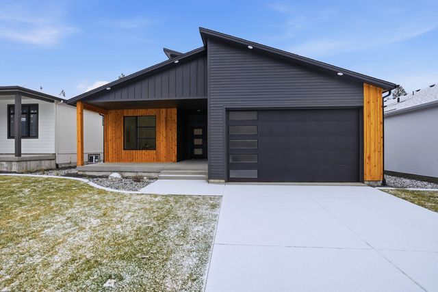 3335 S Morrill Ln, Spokane, WA 99223