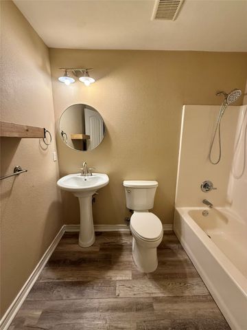 305 Cactus Valley, Stephenville, TX 76401