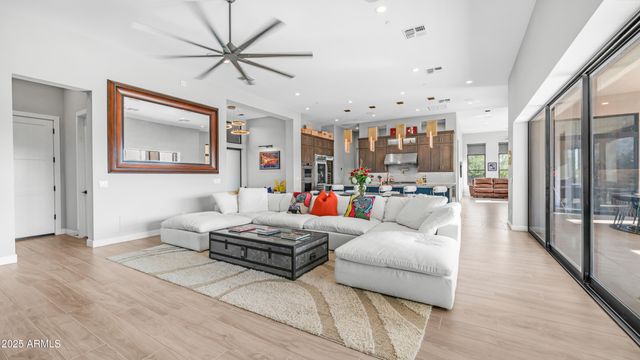 28322 N SUMMIT SPRINGS Road, Rio Verde, AZ 85263