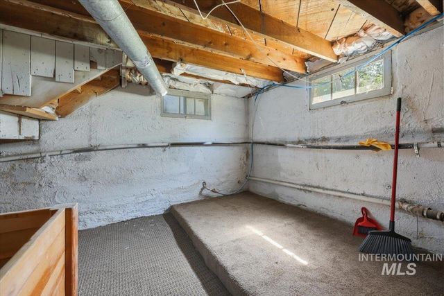 416 9th Ave N, Nampa, ID 83687