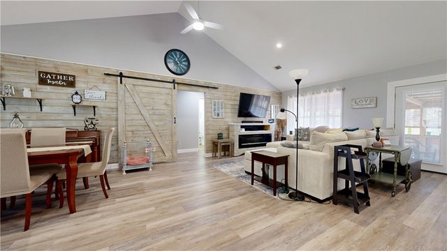 6651 Southside Road, Blackshear, GA 31516