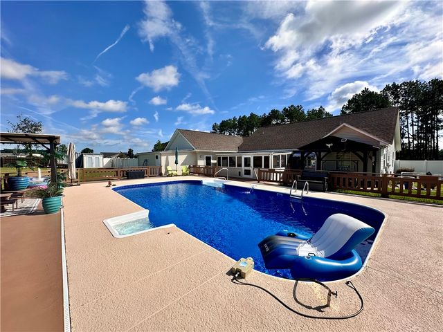 6651 Southside Road, Blackshear, GA 31516