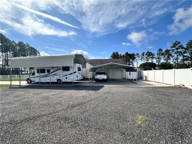 6651 Southside Road, Blackshear, GA 31516