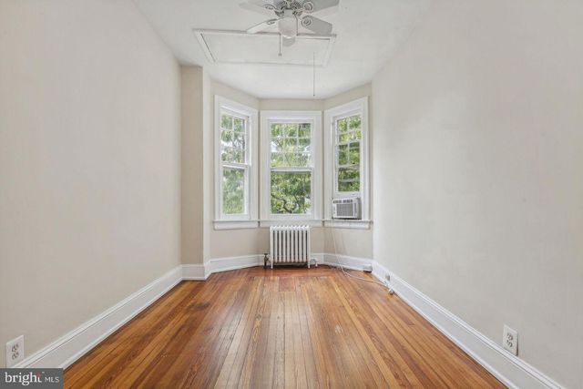 2237 HALL PL NW, Washington, DC 20007
