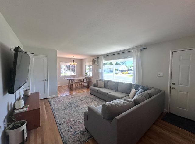 3121 Princeton Ave, Stockton, CA 95204