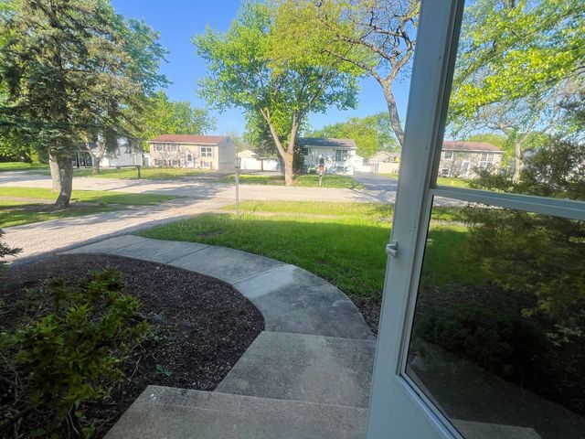 19613 Redwood Lane, Mokena, IL 60448
