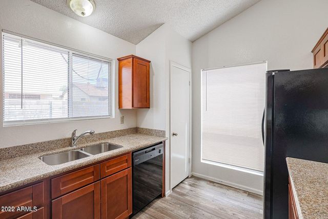 7320 W KRALL Street, Glendale, AZ 85303