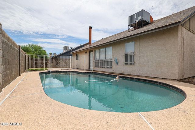 7320 W KRALL Street, Glendale, AZ 85303