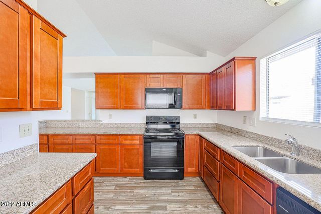 7320 W KRALL Street, Glendale, AZ 85303