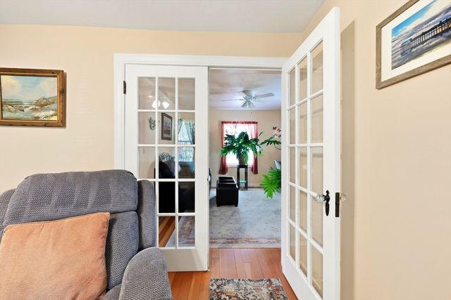 24 Dell Ave, Worcester, MA 01604