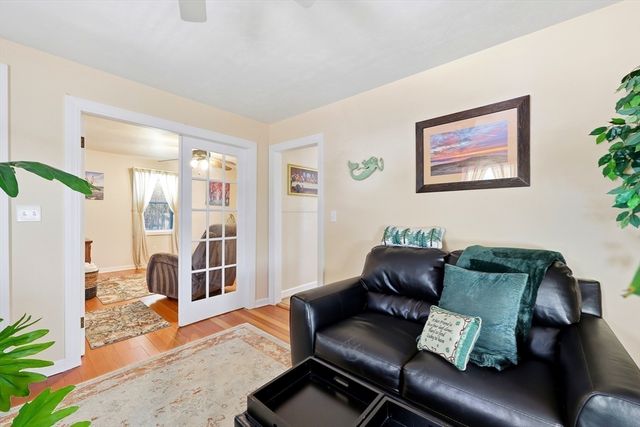 24 Dell Ave, Worcester, MA 01604