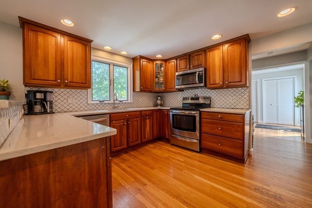 64 Browning St, Weymouth, MA 02188