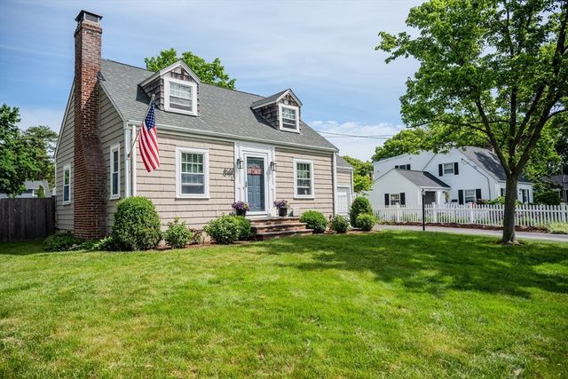 64 Browning St, Weymouth, MA 02188