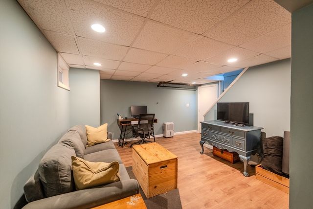64 Browning St, Weymouth, MA 02188