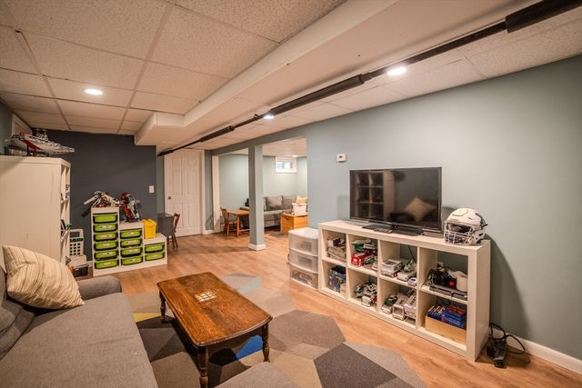 64 Browning St, Weymouth, MA 02188
