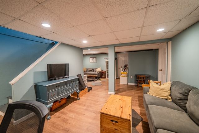 64 Browning St, Weymouth, MA 02188