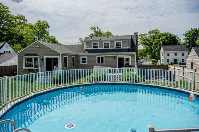 64 Browning St, Weymouth, MA 02188