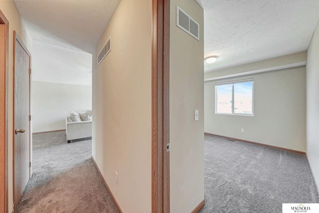 7343 N 19 Street, Lincoln, NE 68521