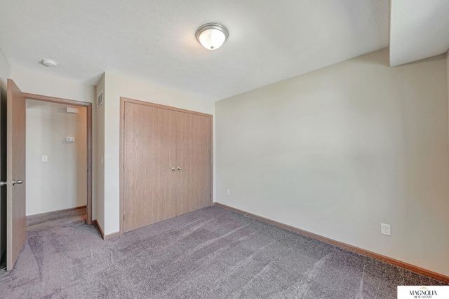 7343 N 19 Street, Lincoln, NE 68521