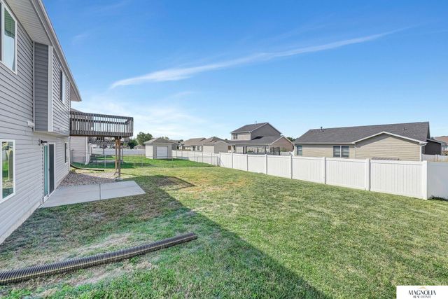 7343 N 19 Street, Lincoln, NE 68521