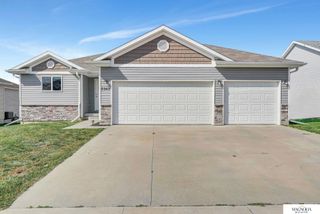 7343 N 19 Street, Lincoln, NE 68521