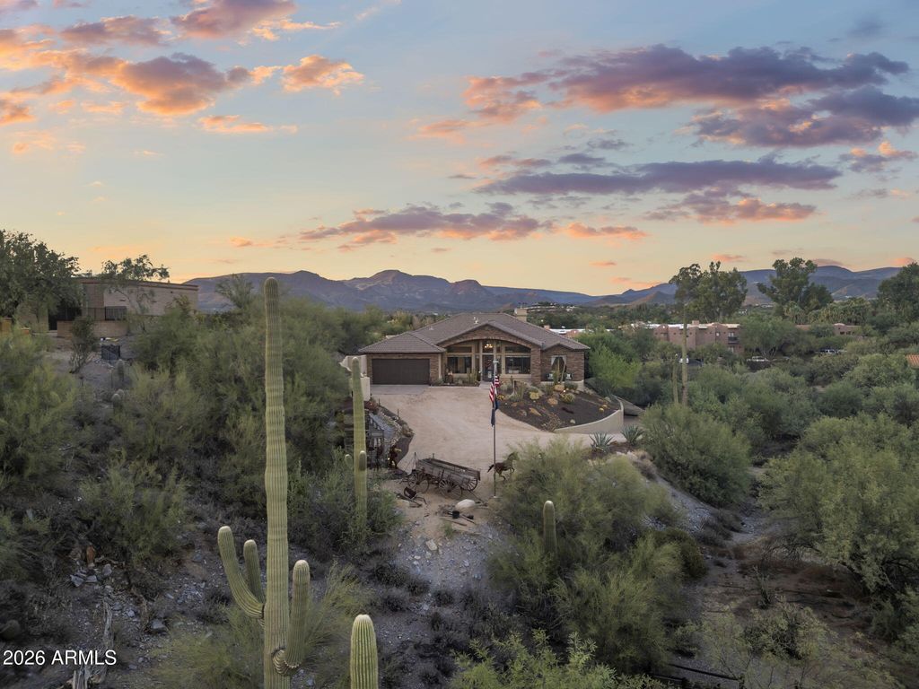 5715 E RANCHO MANANA Boulevard, Cave Creek, AZ 85331 — photo 2