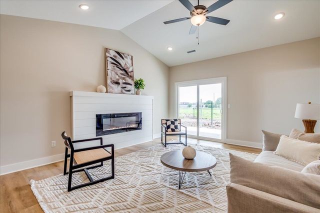 2215 N 159th St E, Wichita, KS 67230