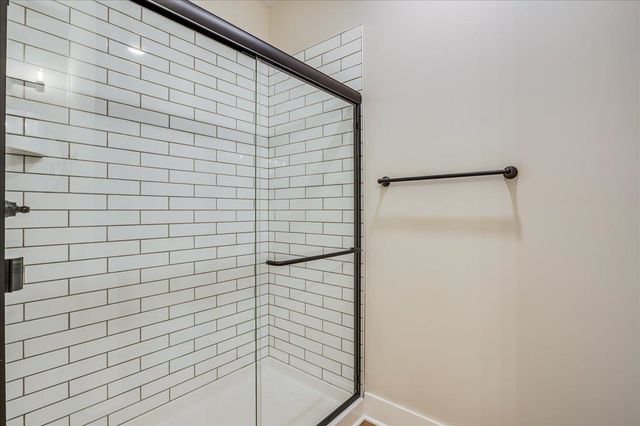 2215 N 159th St E, Wichita, KS 67230