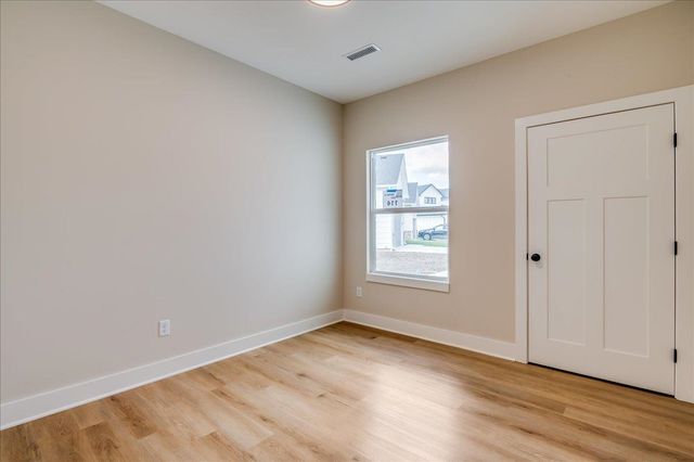 2215 N 159th St E, Wichita, KS 67230