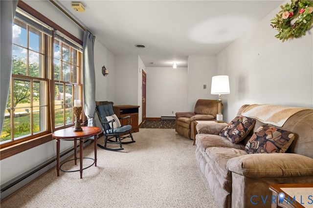 4801 Stockholm Dr, Sandston, VA 23150