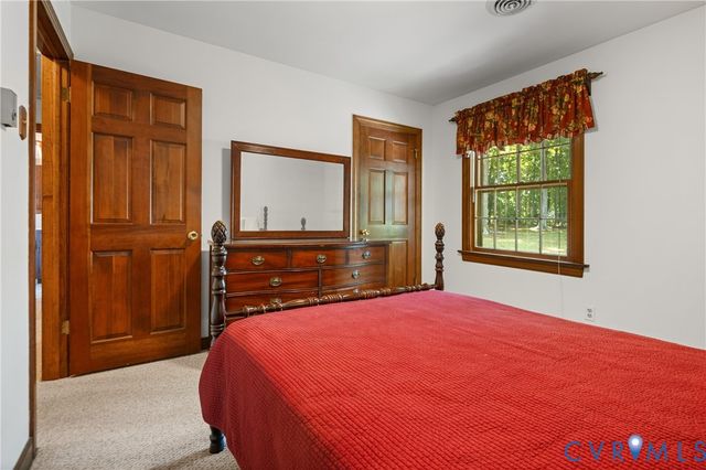 4801 Stockholm Dr, Sandston, VA 23150