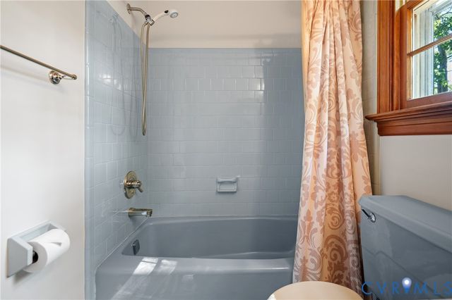4801 Stockholm Dr, Sandston, VA 23150