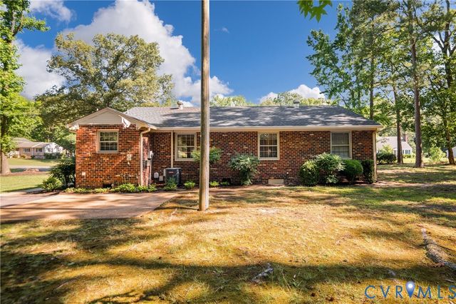 4801 Stockholm Dr, Sandston, VA 23150