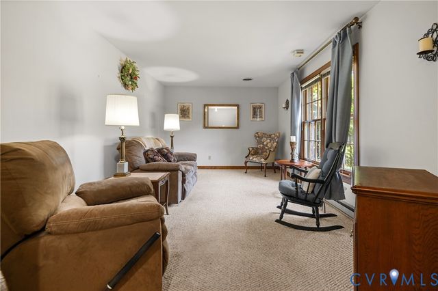 4801 Stockholm Dr, Sandston, VA 23150