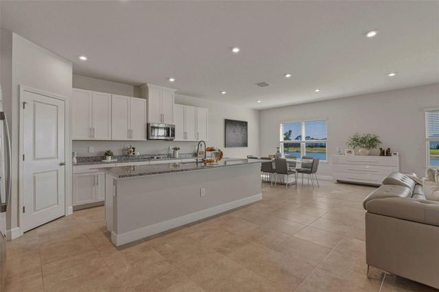 16390 QUEEN PALM DRIVE, Port Charlotte, FL 33953