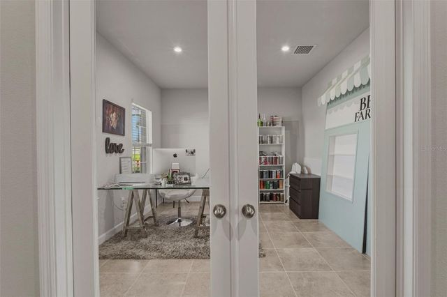 16390 QUEEN PALM DRIVE, Port Charlotte, FL 33953