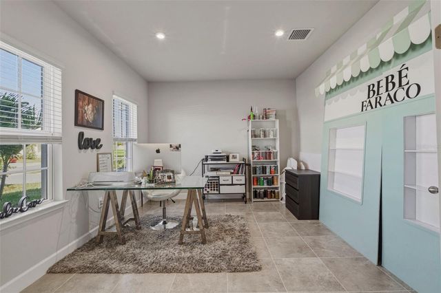 16390 QUEEN PALM DRIVE, Port Charlotte, FL 33953