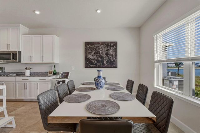 16390 QUEEN PALM DRIVE, Port Charlotte, FL 33953