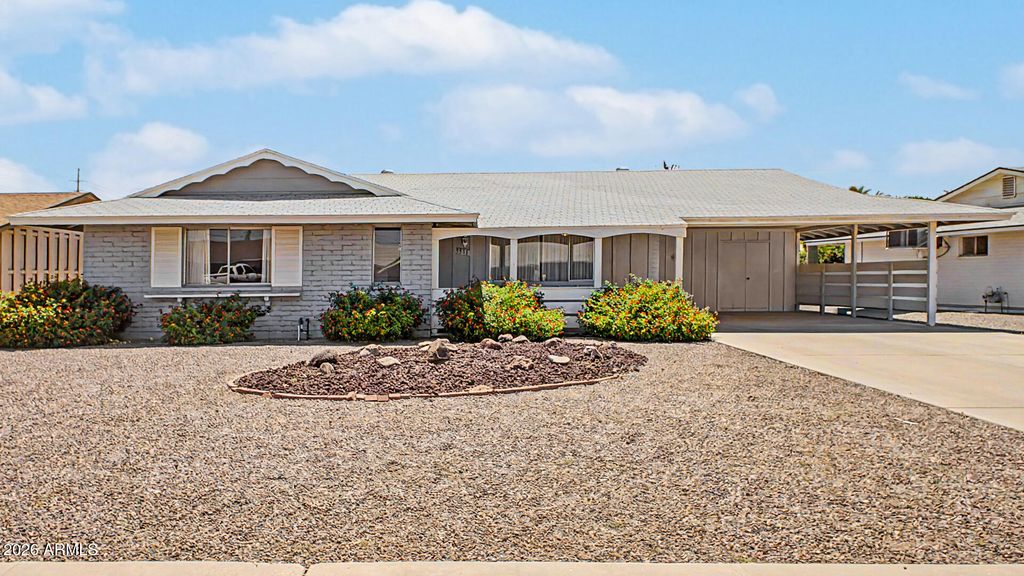Image 1 of property listing at 9911 W SUN CITY Boulevard, Sun City, AZ 85351