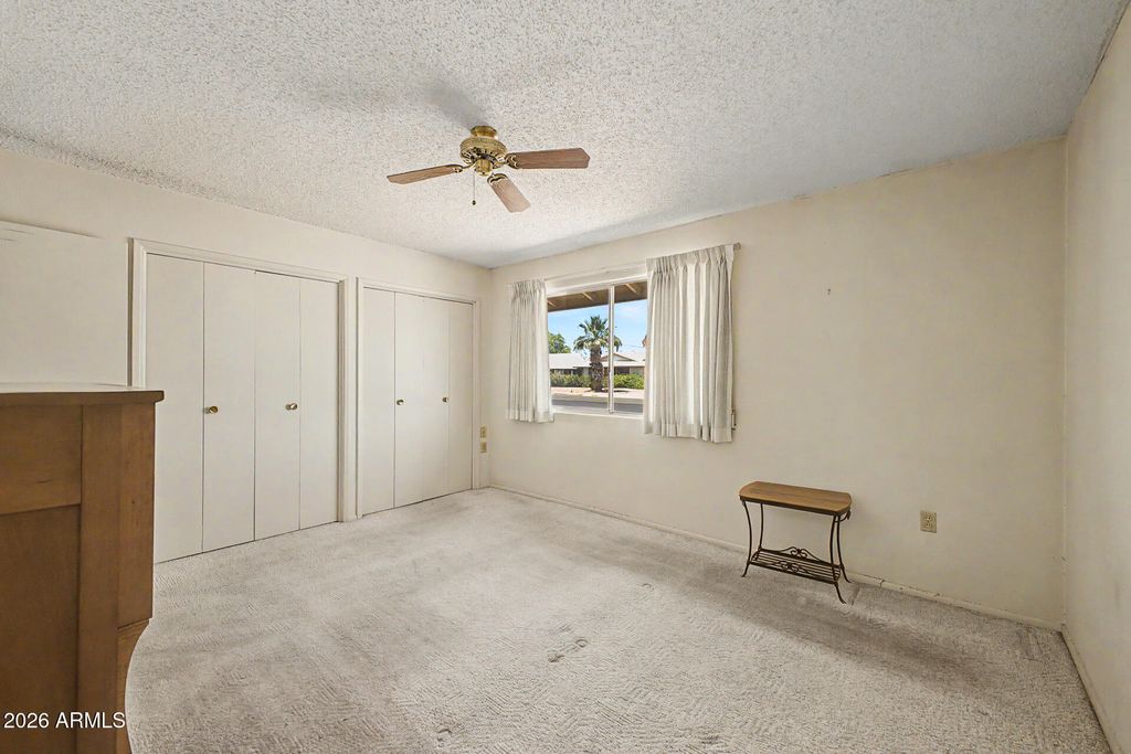 Image 18 of property listing at 9911 W SUN CITY Boulevard, Sun City, AZ 85351