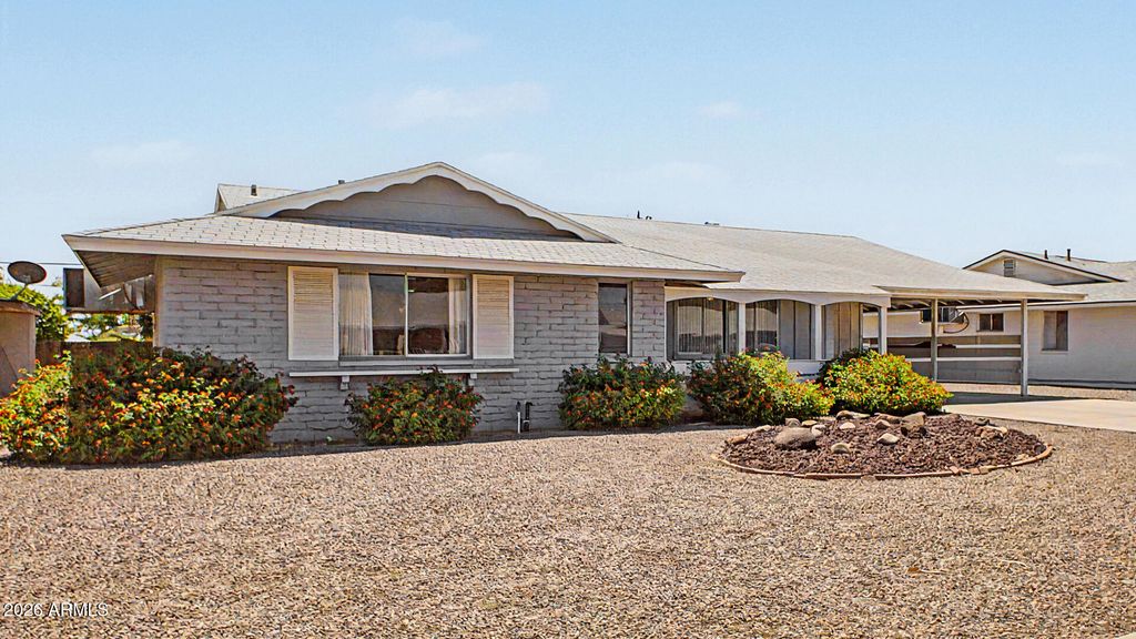 Image 32 of property listing at 9911 W SUN CITY Boulevard, Sun City, AZ 85351